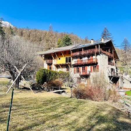 Charmante Maison De Montagne บรีอองซง ภายนอก รูปภาพ
