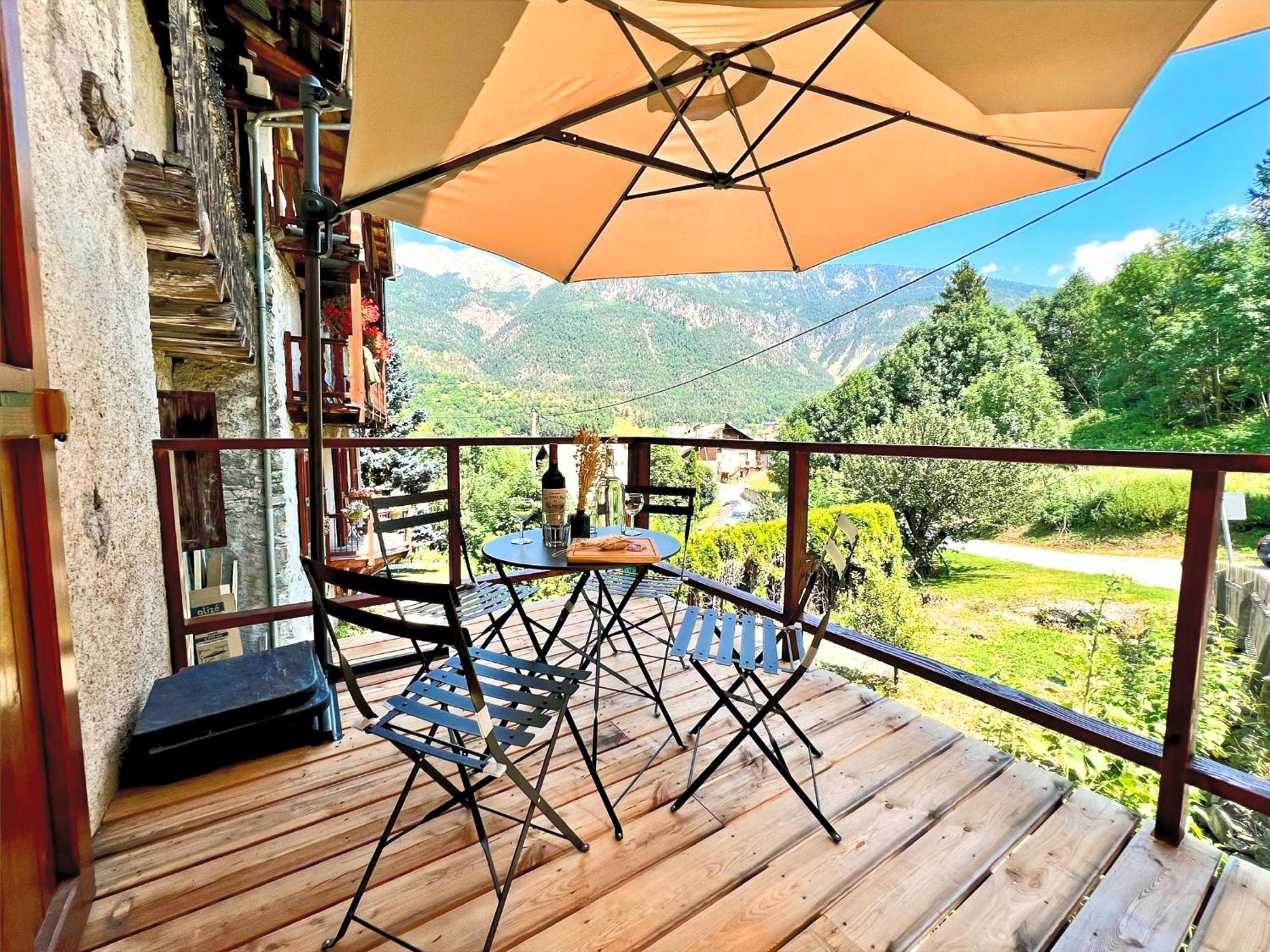 Charmante Maison De Montagne บรีอองซง ภายนอก รูปภาพ